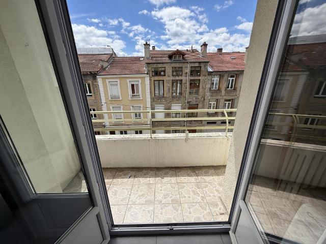 F3 RENOVE 72M2 BALCON ET GARAGE 97 RUE DE LA SABLIERE
