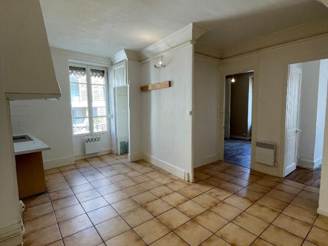 F3 RUE DES RANCY LYON 3