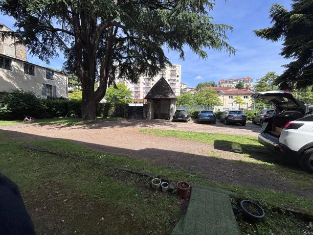 F3 ST CHAMOND RUE DU GARAT