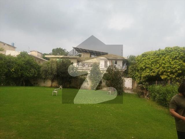 F10/4 Beautiful Location 1000 Sq Yd House Extra Land Beautifully Hot Location More Details Contact M Naqibrehman F 10/4