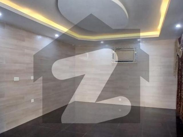 F10 Size 600 Double Storey House 5beds kitchen2 Rent 315000 not Real Pic Near To Markaz F 10