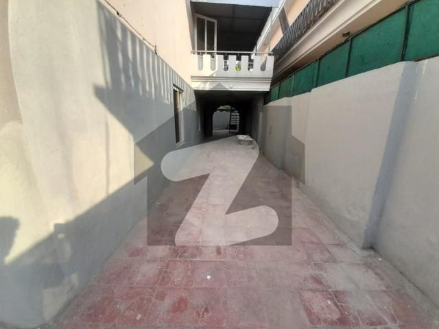 F10 Size 600 Marble Flooring Full House 4 Beds Rent 350000 Real Picturtes F 10