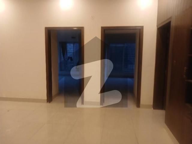 F10 Size 1022 Tiles Flooring Double Storey House Main Loction 6 bed Rent 600000 Exta Land Green Big Lawn Real Pic F 10/4