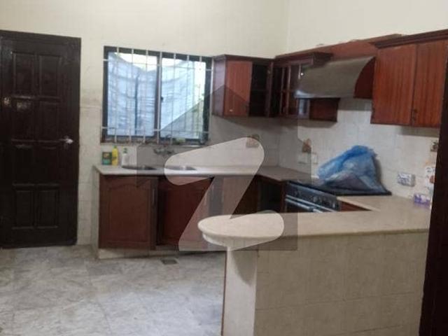 House Available For Rent 5bedrom With Attached Bathroom