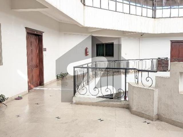 F11 3 bedrooms attach bath tv lounge kitchen un furnished apartment avaipable for rent F 11