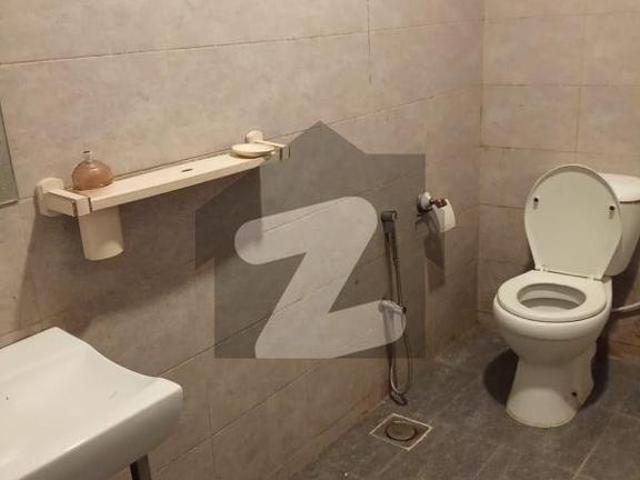 F11 Dabal story 6bdroom 6bath 2kitchen F 11