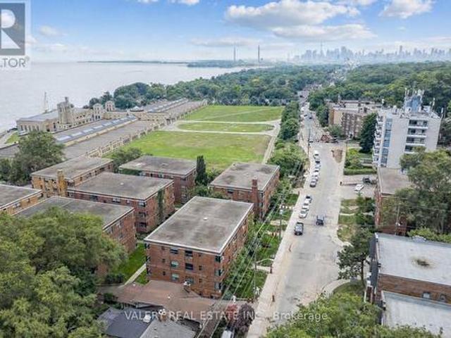 F12 3015 Queen Street, Toronto, ON, M1N 1A5 lease for lease | Listing ID E12893 | Royal LePage
