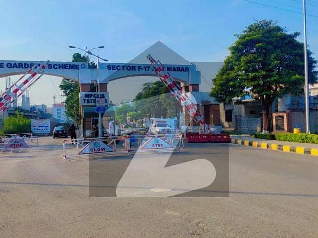 F17 mpchs 35*70 plot for sale in 1200 series near to park, mosque, main markaz