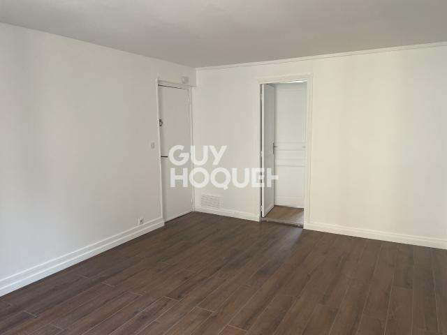 F1 de 28.1 m² CENTRE VILLE DE PUTEAUX