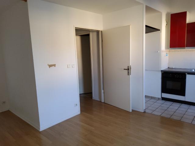 F1 de 29 m2au centre de VAIRES