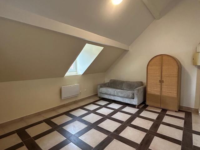 F1 de 30 m2 Salon/chambre cuisine salle de douche