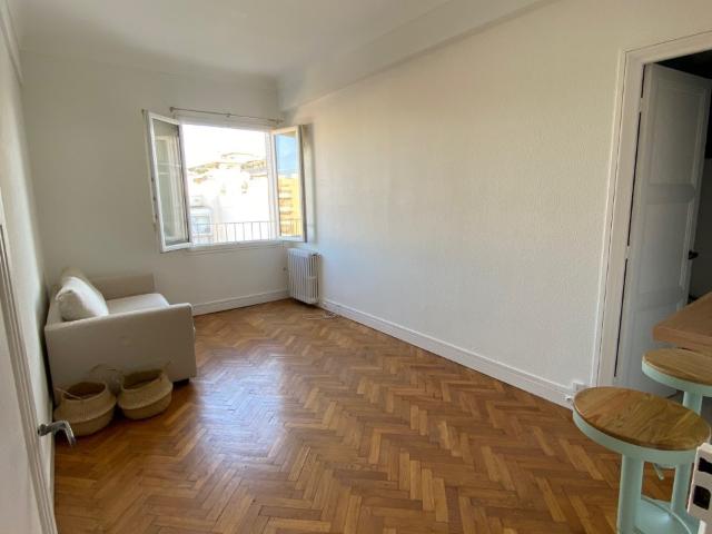 F1 Dernier Etage Rue Dante