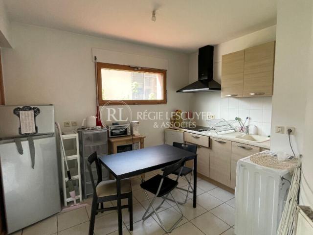 F1 MEUBLE AVENUE PIATON VILLEURBANNE