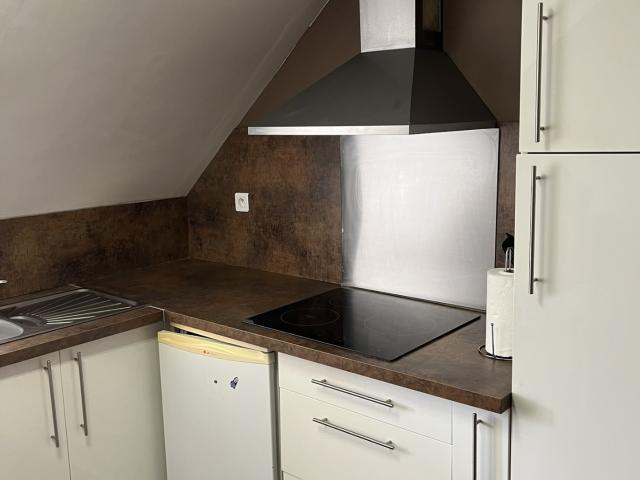 F1 MEUBLE BOULEVARD BRUNE