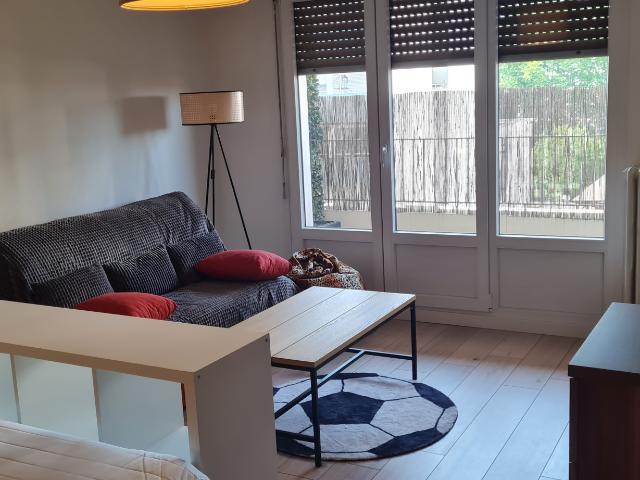 F1 MEUBLE WOIPPY 32.51 M2 AVEC BALCON