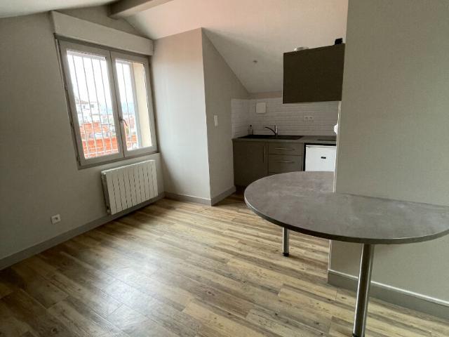F1 RUE DE LA CHARITE LYON 2