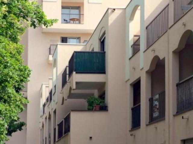 F2 42 m², balcon. Cuisine Equipée Américaine
