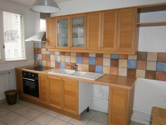 F2 48.55m ²