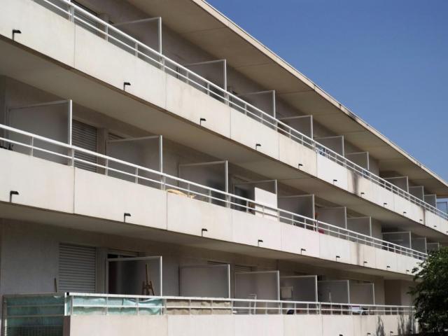 F2 48.1 m². Cuisine Equipée Américaine