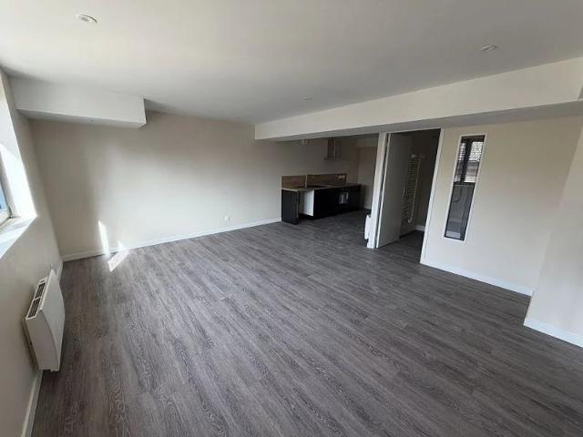 F2 51m ²
