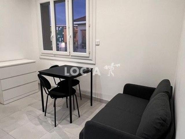 F2 27 m² ref: 6936459