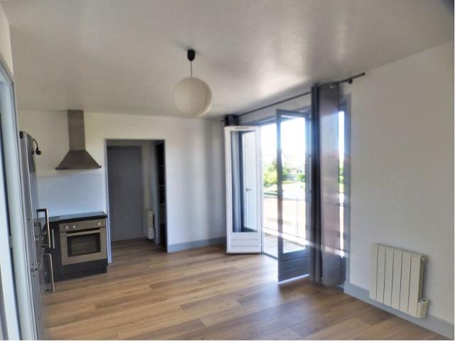 F2 37.79m ²