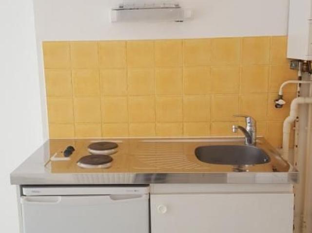F2 37.98 m². Cuisine Equipée Américaine