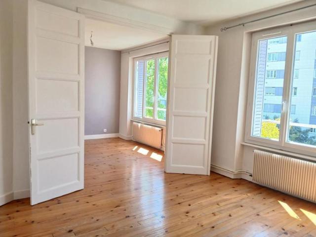 F2 37m² 570€ CC Bd PASTEUR Clermont fd