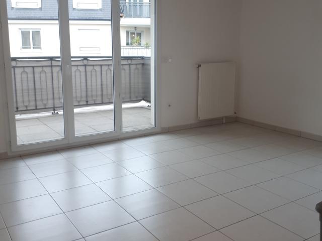 F2 38m2 avec balcon chauffage collectif