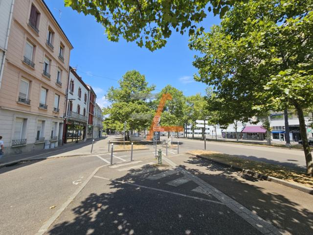 F2 bis 52 m2 Cours Fauriel Loué Idéal investisseur