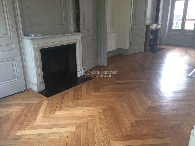 F2 BLD DES BROTTEAUX LYON 6
