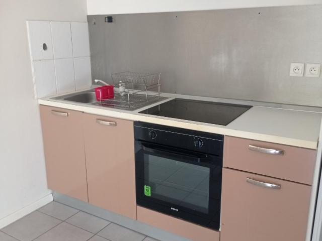F2 Châtel Guyon avec terrasse