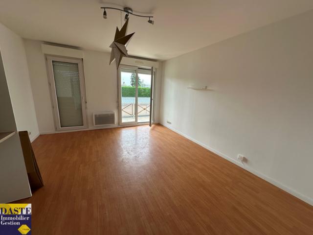 F2 de 41.98m2 proche gare