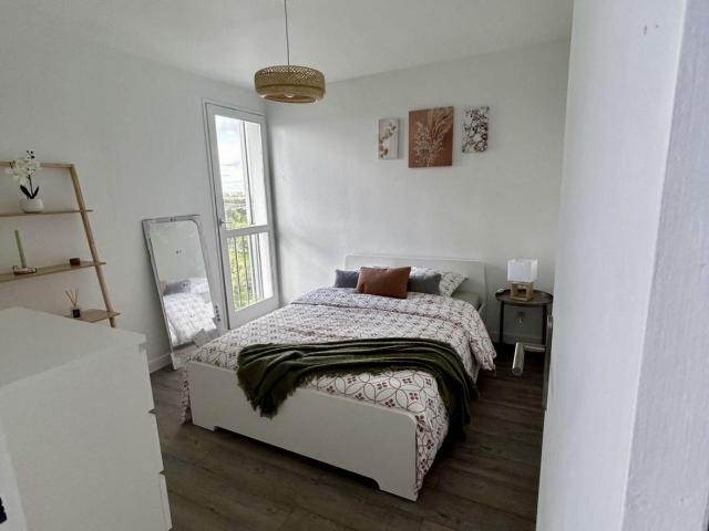 F2 de 45m2 meublé avec balcon et cave