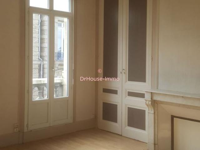 F2 de charme 55 m² Lumineux Parking Elbeuf Centre