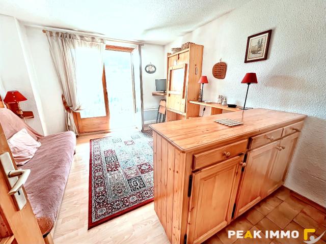 F2 Duplex + Cabine 29.30 m2 Loi Carrez 39 m2 utiles Combloux