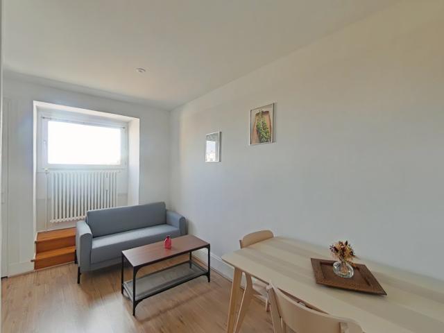 F2 MEUBLE