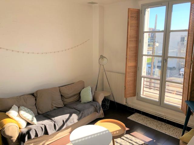 F2 MEUBLE