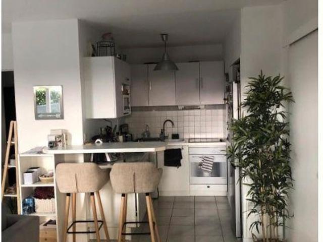 F2 meublé 49m² avec jardin clos et arboré