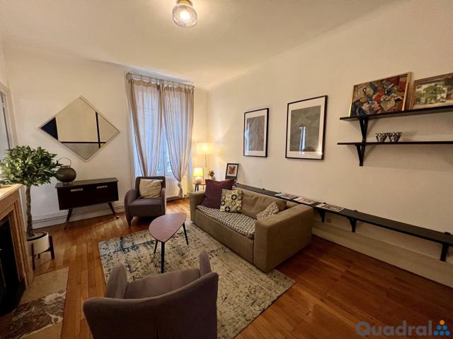 F2 MEUBLE AVENUE FRERES LUMIERE LYON 8