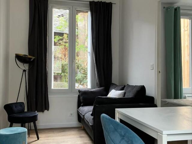 F2 MEUBLE QUARTIER HÔTEL DE VILLE