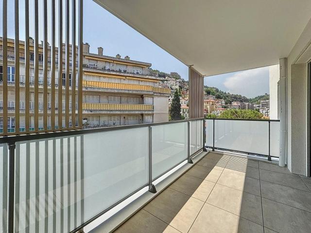 F2. Nice / Pessicart / Terrasse 42m² Nice