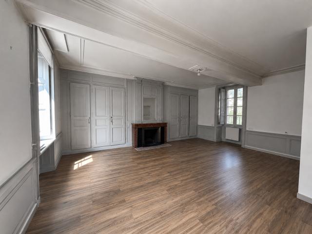 F2 RUE DU GARAT ST CHAMOND
