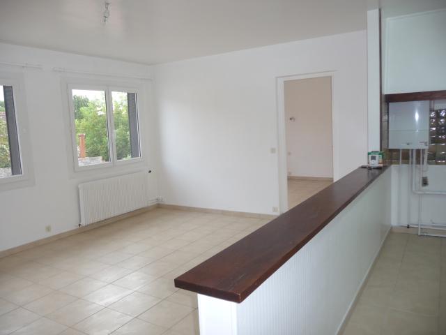 F2 Sens appartement clair et lumineux