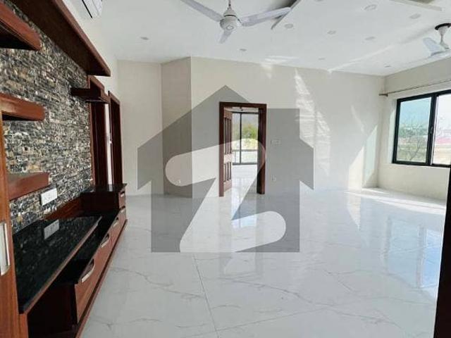 F7 600 Square Yard House 7 Bedrooms with Attached Bathroom Drawing and Dining TV Lounge Kitchen