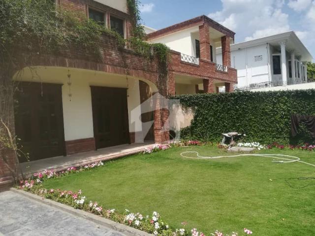 F7 Brand New Luxury 6 Bedrooms House For Rent
