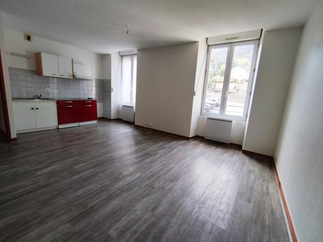 F4 70m2 1er étage, centre ville de MENDE