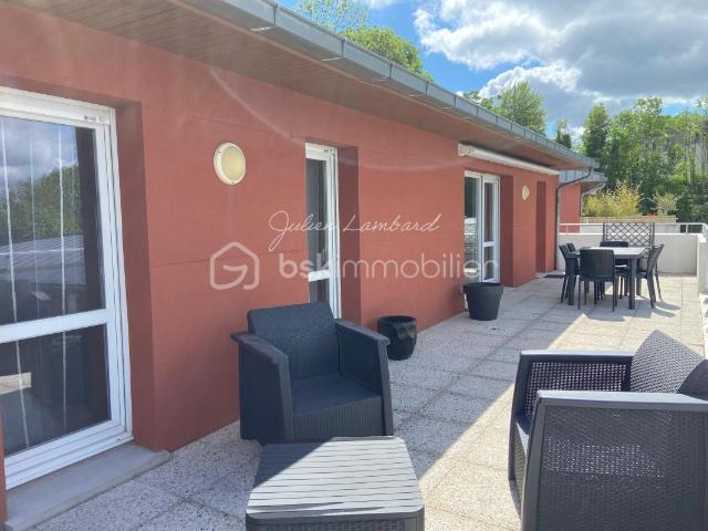 F4 81m2 avec terrasse et double box ROUEN DOCKS