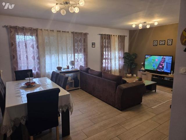 F4 1 RUE GUILLAUME APOLLINAIRE 71100 CHALON S/SAONE