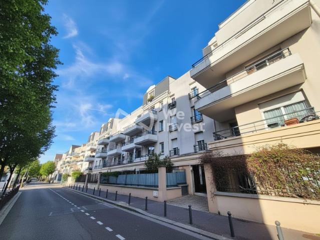F4 traversant centre ville